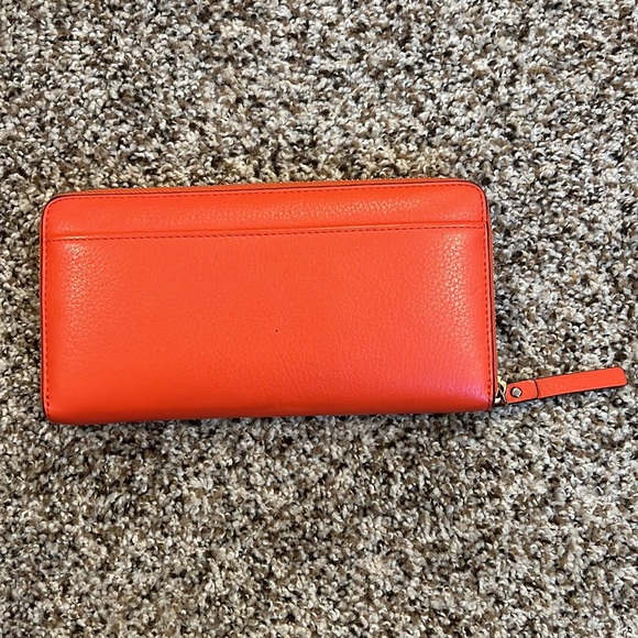 Rarely used Kate Spade Leather Wallet - Picture 2 of 8